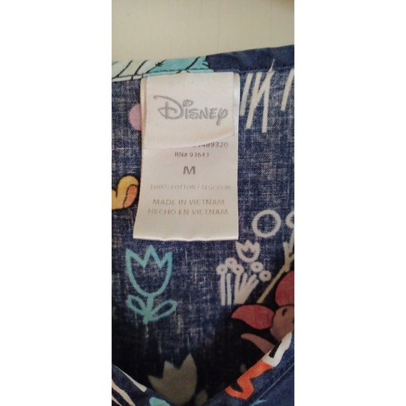 Winnie the Pooh Uniform Med. Scrub Top Winnie & Friends Disney Cartoon Medical - Picture 3 of 3